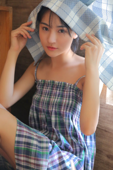 日系女生图片裸妆